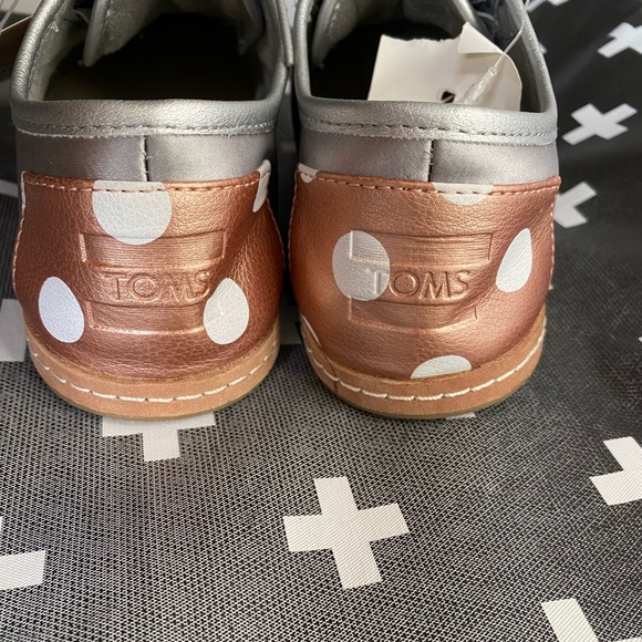 SOLD // Toms Oxford shoes - Picture 4 of 7